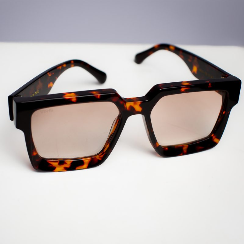 tortie sh02