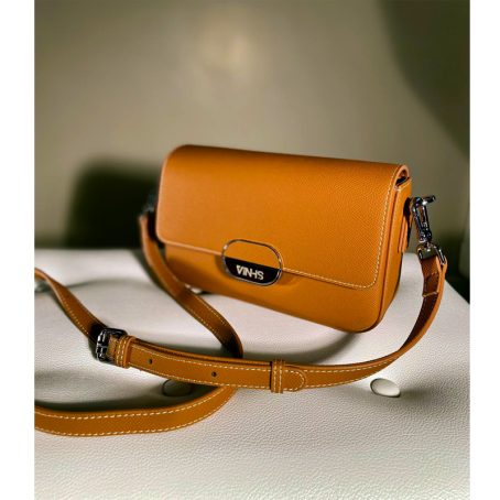 Sac Iconique «LA RENAISSANCE» mini en cuir – Camel